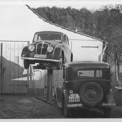 Hof der Tankstelle 1938