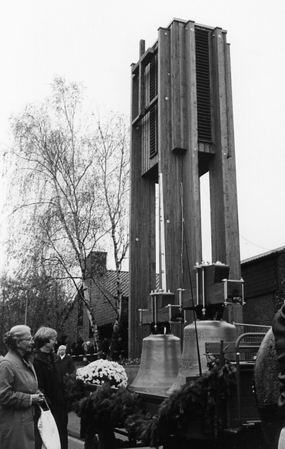 Ankunft der Glocken der Friedenskirche am           14. November 1999