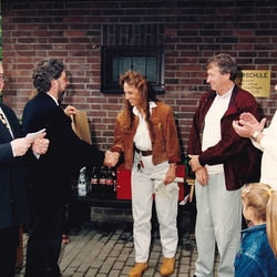 Eröffnung Naturschule Aggerbogen, 4.6.1994. Vlnr.: Rolf Lindenberg Horst Schöpe, Dr. Manuela Giannetti