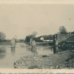 Überreste der eingestürzten Sottenbacher Brücke