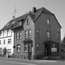 Das Haus Hauptstraße 110 wurde von Joh. Adam Schug errichtet