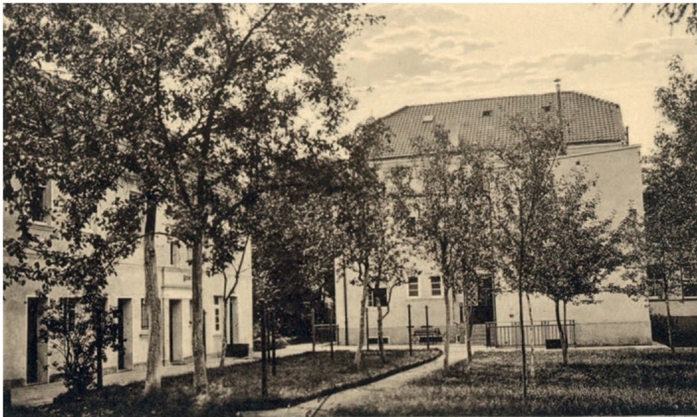 Erholungsheim der Reichsbahn-Betriebskrankenkasse Elberfeld (Villa Therese) Gartenseite